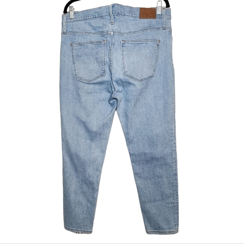 Madewell 9" high-Rise Skinny Crop Jeans in Asbury Wash: Button-Front Edition - Picture 6 of 15